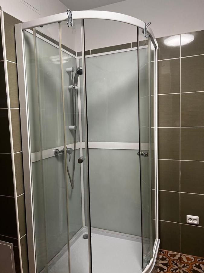 Apartamentai Turistams Klaipeda Ngoại thất bức ảnh