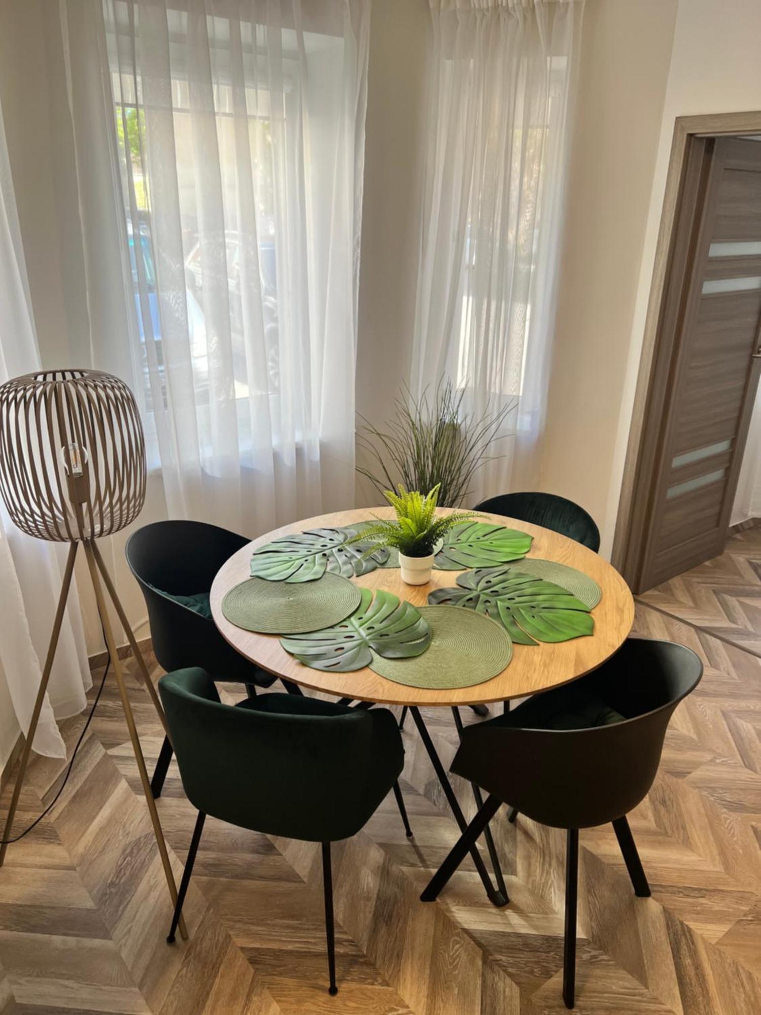 Apartamentai Turistams Klaipeda Ngoại thất bức ảnh